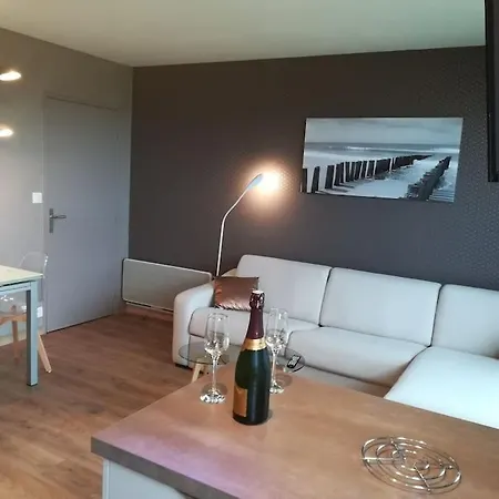 Studio Cosy Vue Mer Avec Acces Direct A La Plage Sejour De 2 Nuits Minimum Cabourg Buitenkant foto